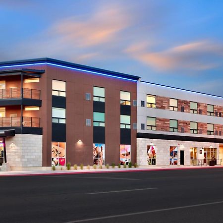 Gravity Haus Moab Hotel Exterior foto
