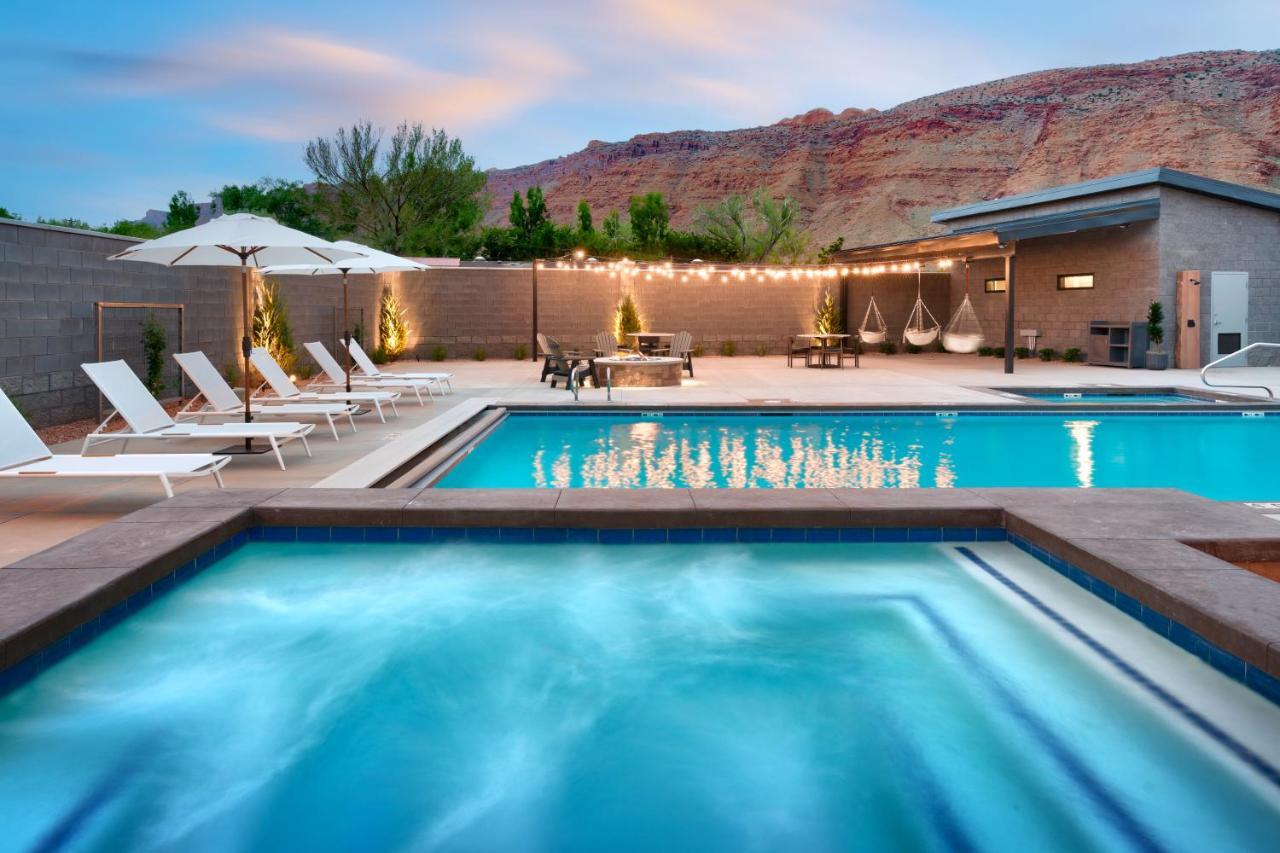 Gravity Haus Moab Hotel Exterior foto